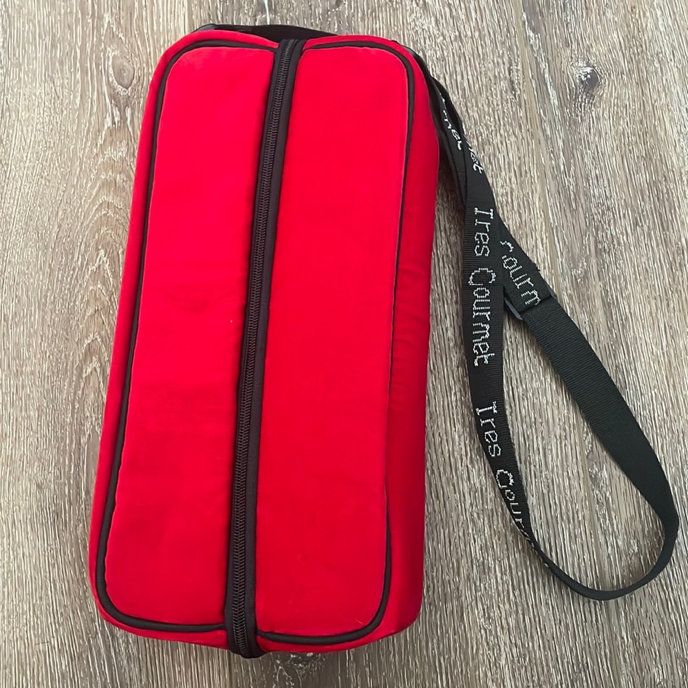 Tres Gourmet velour insulated wine bag - NWOT!